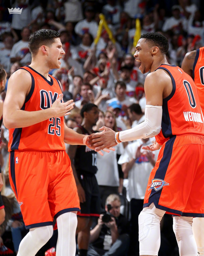 在中午经历 在中午经历